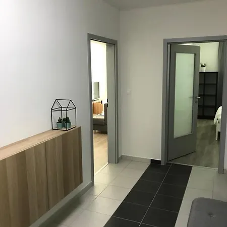 Modern Apartmens Private Parking - Air Conditioning Šamorín