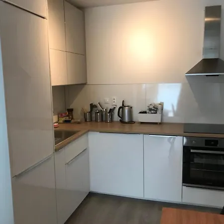 Modern Apartmens Private Parking - Air Conditioning Apartmán Samorin